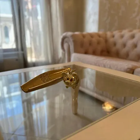 Yo Two - Lux With Parking Apartman